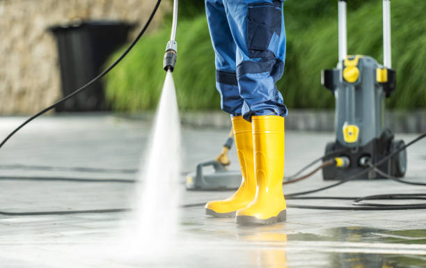 Best Pressure Washing Contractors  in Lake Nacimiento, CA